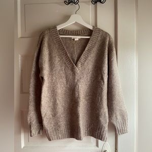 H&M wool blend v neck sweater